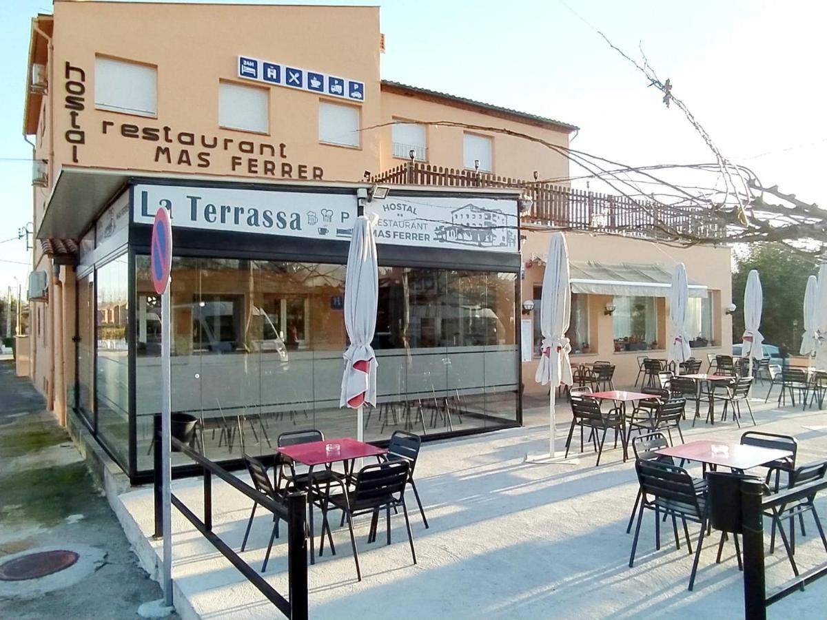 Hostal Mas Ferrer Cornellá de Terri Esterno foto