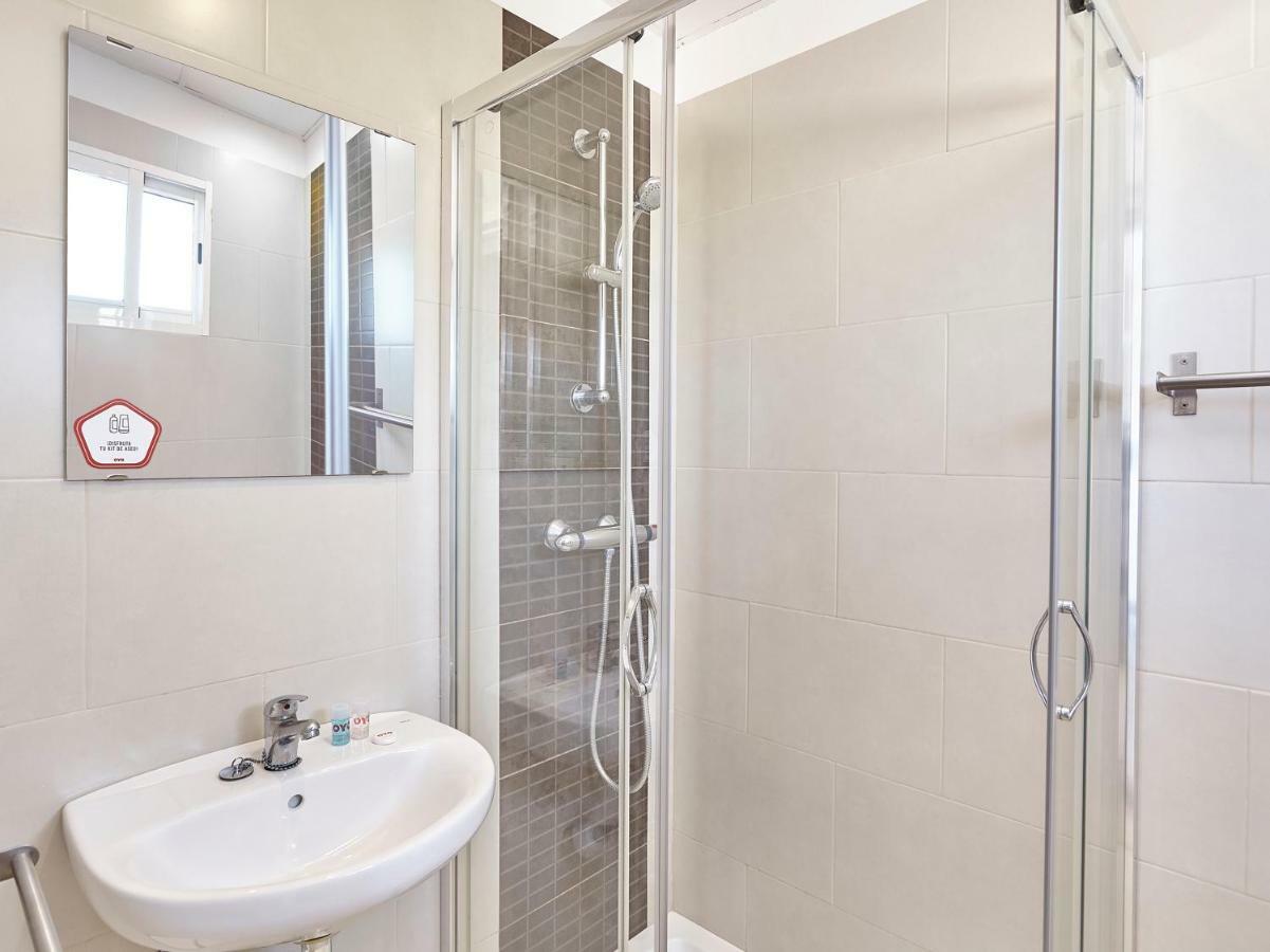 Hostal Mas Ferrer Cornellá de Terri Esterno foto